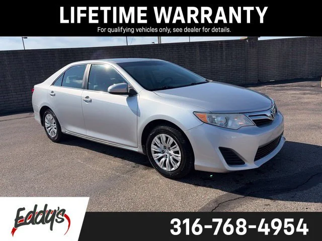 Used 2014  Toyota L image 1