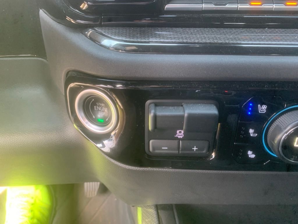 Used 2022 Black Chevrolet ZR2 image 28