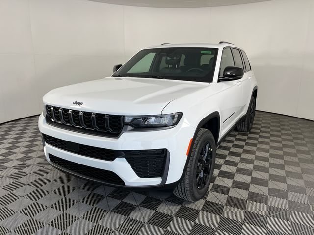 New 2026 Bright White Clear-Coat Exterior Paint Jeep Altitude image 2