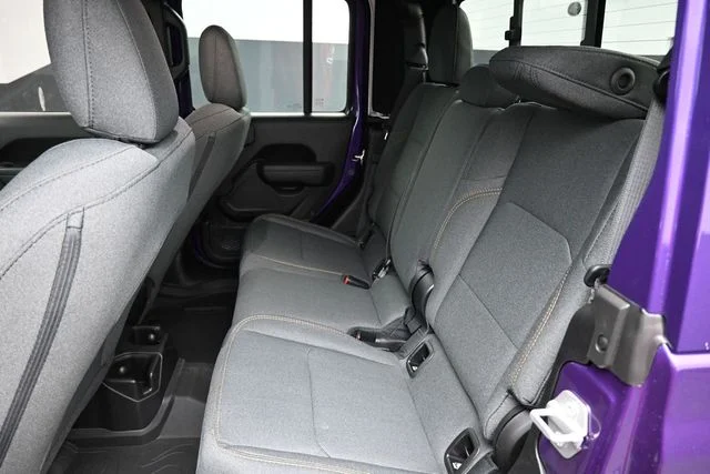 New 2026 Reign Exterior Paint Jeep Sport S image 20