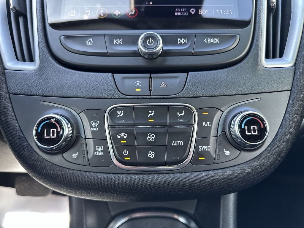Used 2024 Summit White Chevrolet 1LT image 25