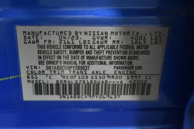 Used 2023 Blue Nissan SV image 39