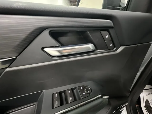 New 2027 Sterling Metallic GMC AT4 image 25