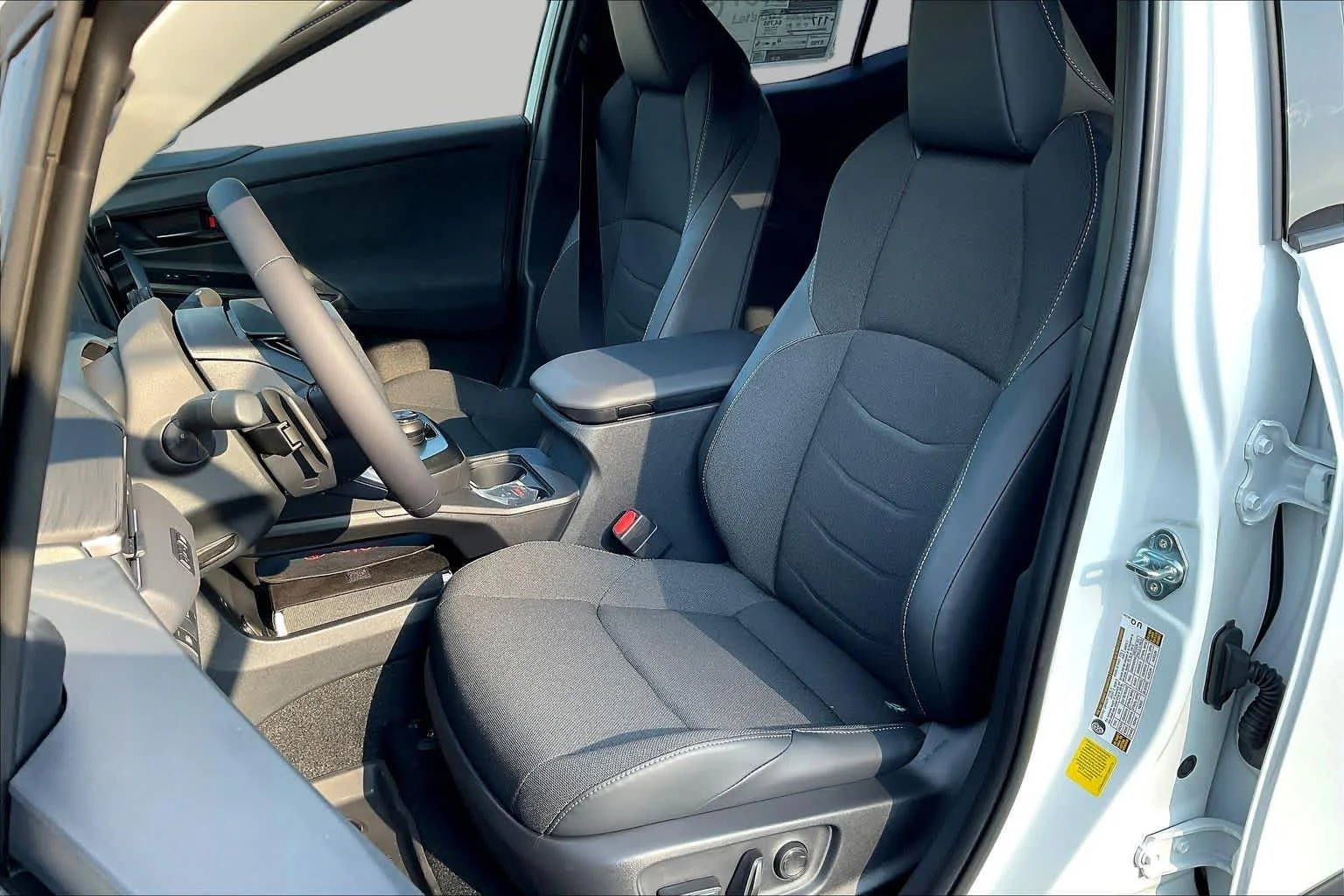 New 2026 Wind Chill Pearl Toyota SE image 9