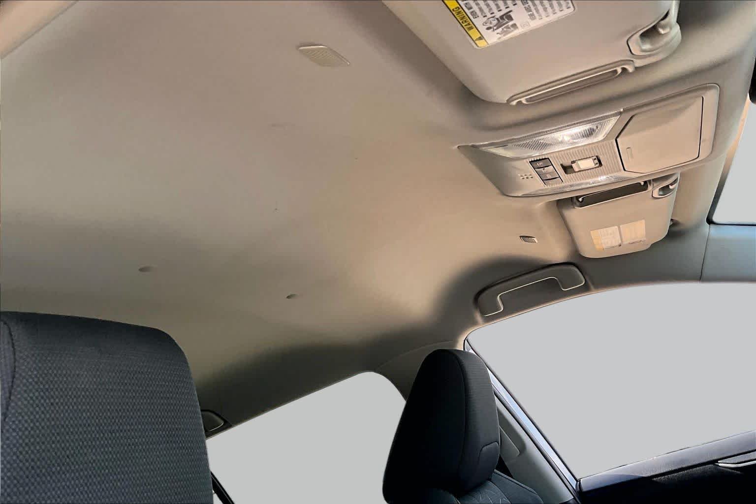 Used 2025 Ice Cap Toyota XLE image 14