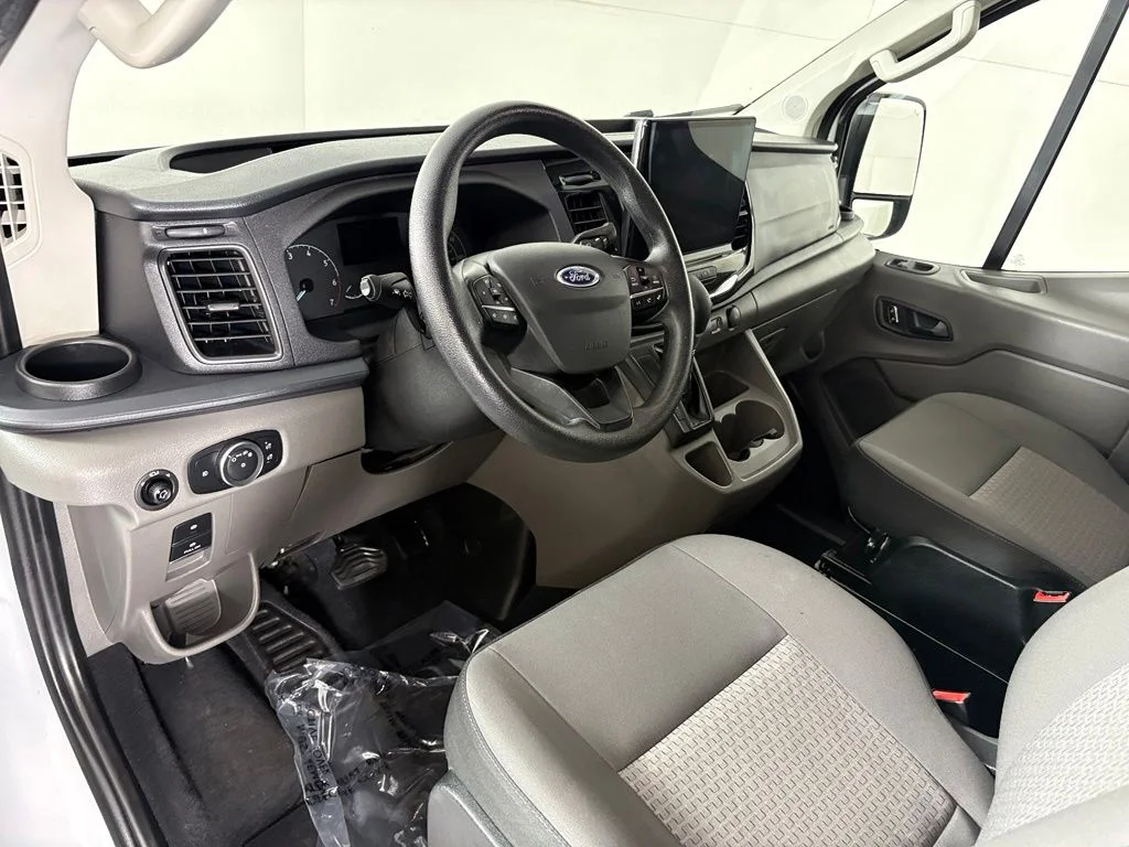 Used 2024 White Ford XLT image 15
