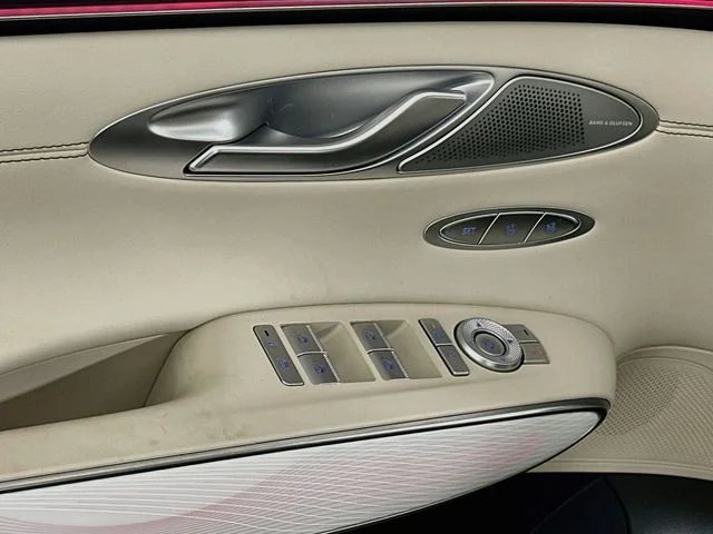 New 2027 Genesis GV70 2.5T Advanced