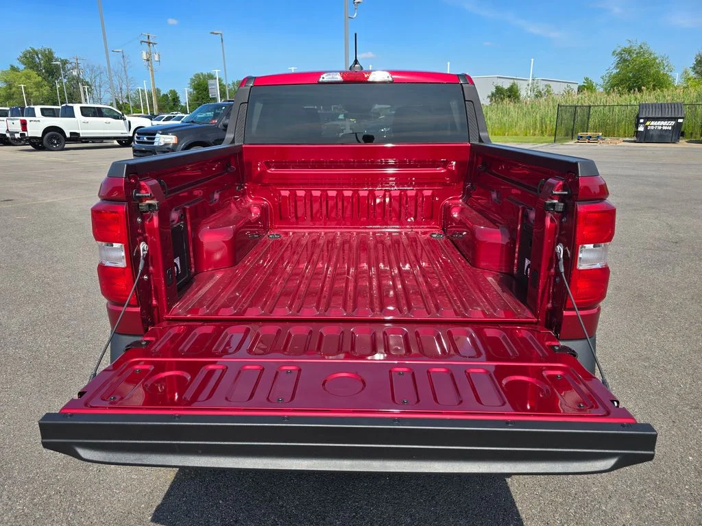 New 2026 Ruby Red Metallic Tinted Clearcoat Ford XLT image 10