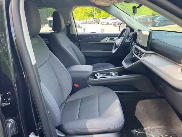 New 2026 Agate Black Metallic Ford Active image 28
