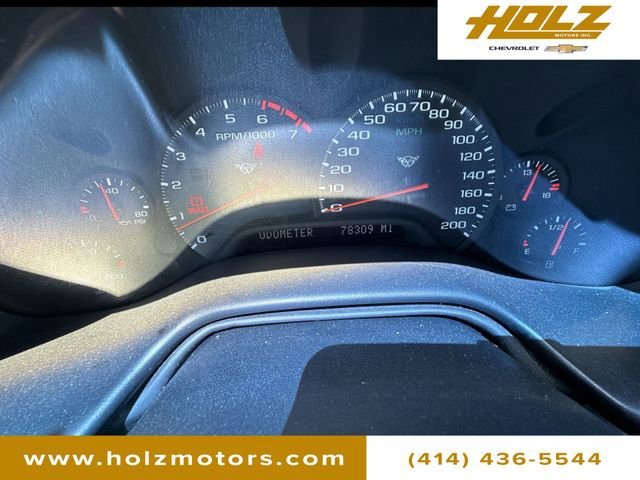 Used 2000 Sebring Silver Metallic Chevrolet 2dr Convertible image 13