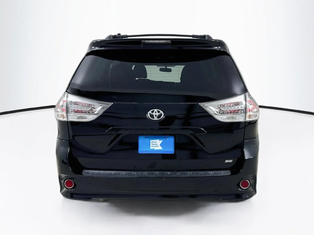 Used 2016 Midnight Black Metallic Toyota SE image 6