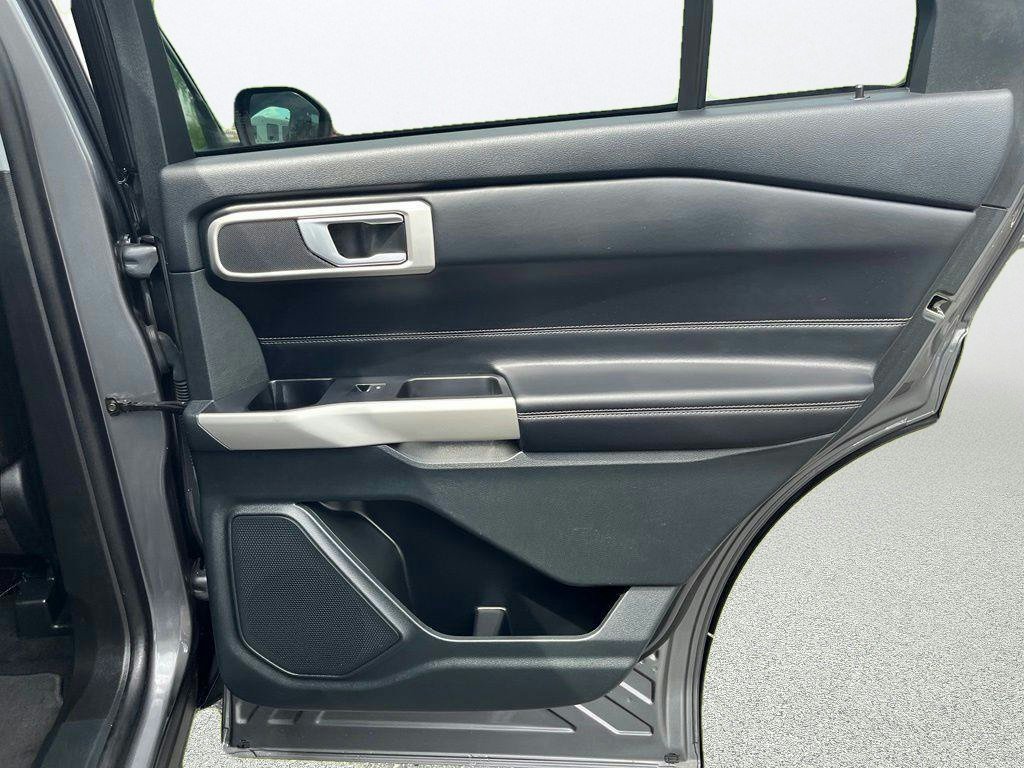 Used 2023 Gray Ford XLT image 25