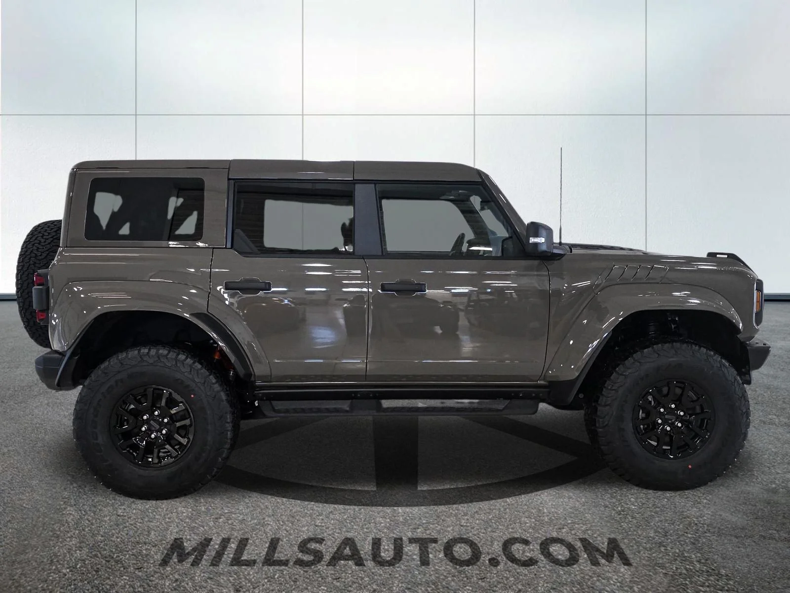 2025 Ford Bronco 4-Door Raptor - Photo 9