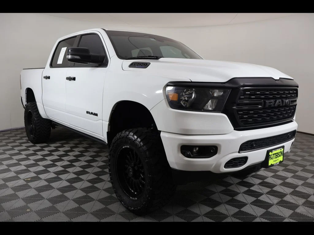 Used 2023 White Ram Big Horn/Lone Star image 7