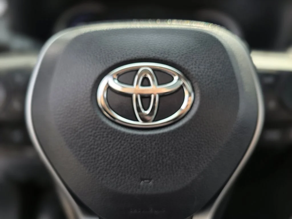 2020 Toyota RAV4 Limited - Photo 27