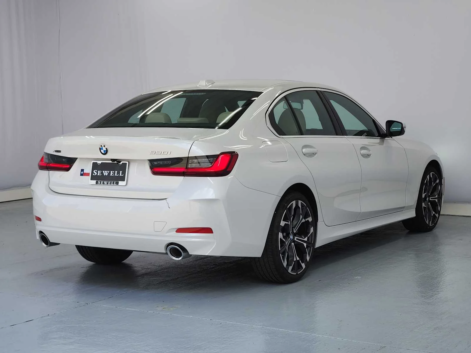 Certified Used 2026 Mineral White Metallic BMW 330i NA xDrive image 4