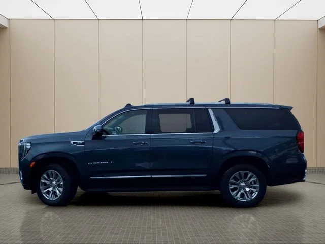 Used 2021 Blue GMC Denali image 11