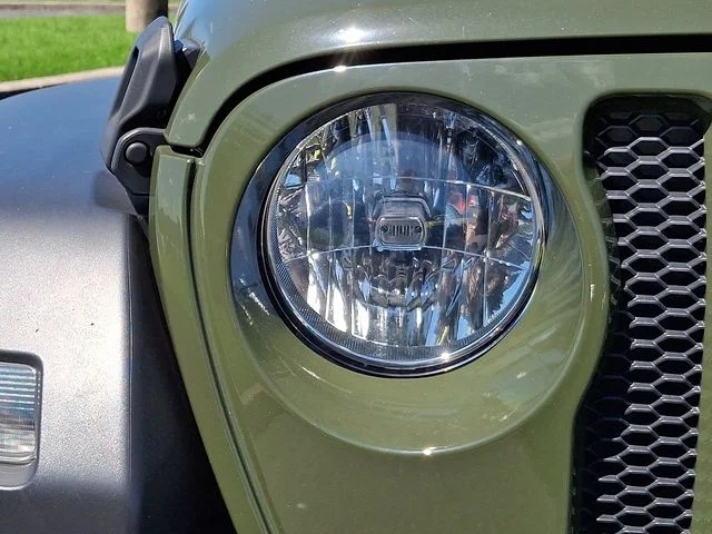Used 2022 Green Jeep Unlimited Sport S image 9