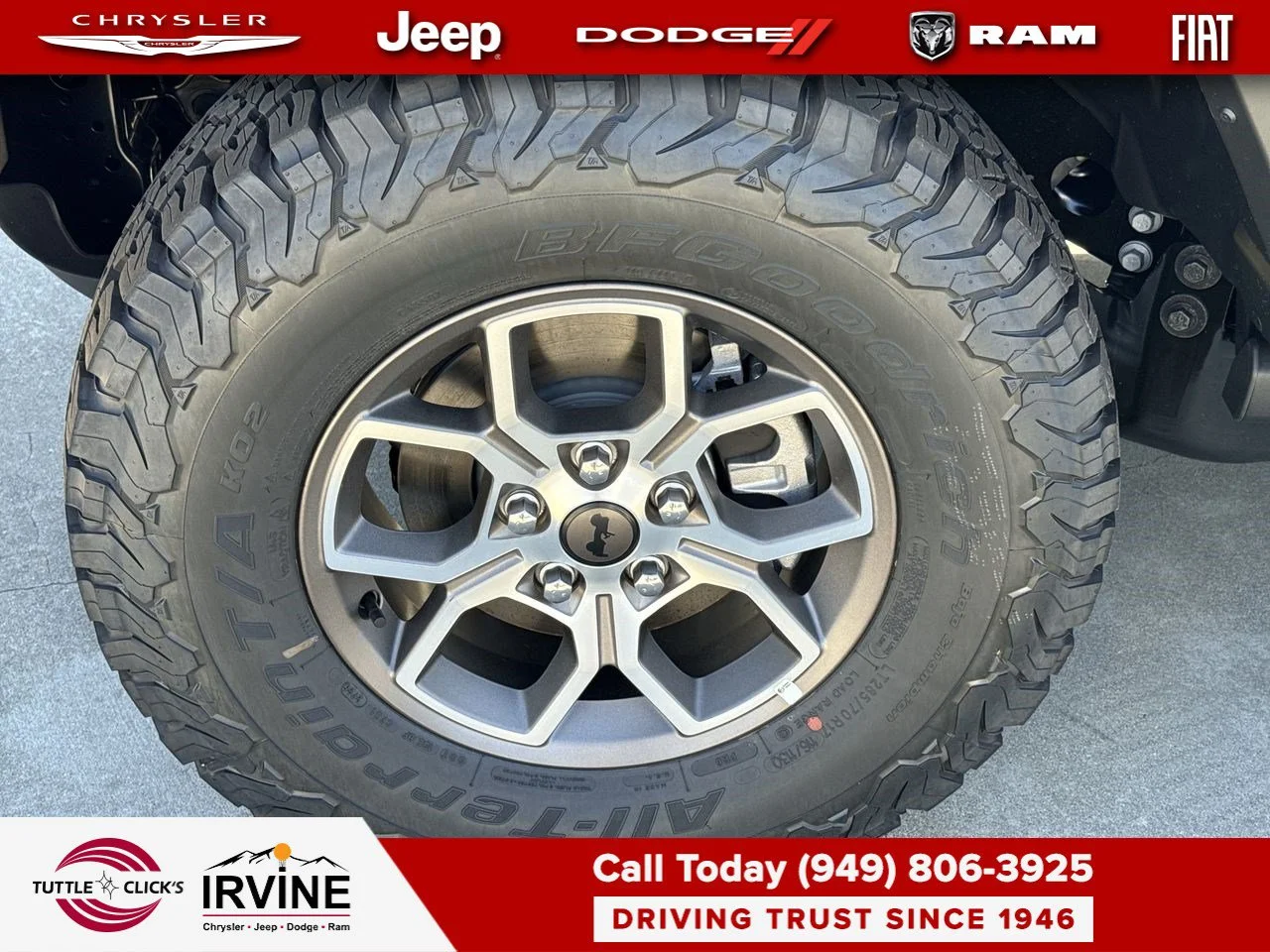 New 2027 Granite Crystal Metallic Clear-Coat Paint Jeep Rewind image 17
