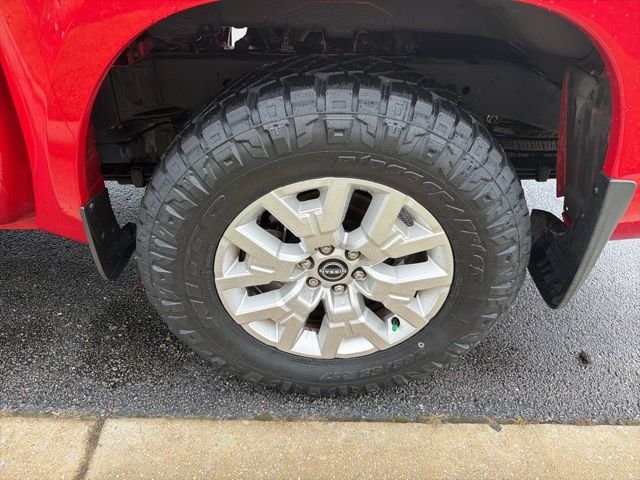Used 2022 Red Nissan SV image 6