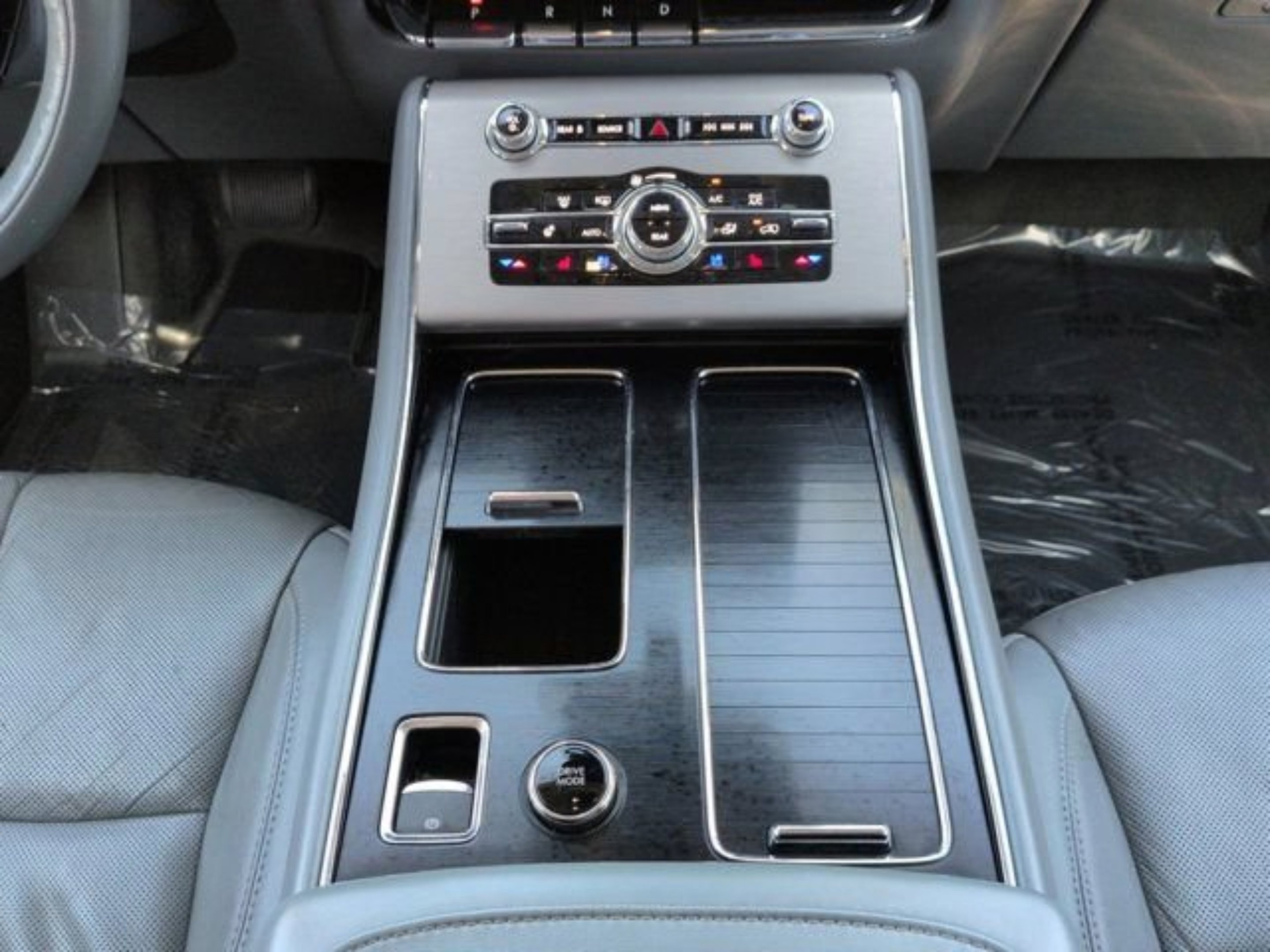 Used 2021 Black Lincoln Reserve image 19