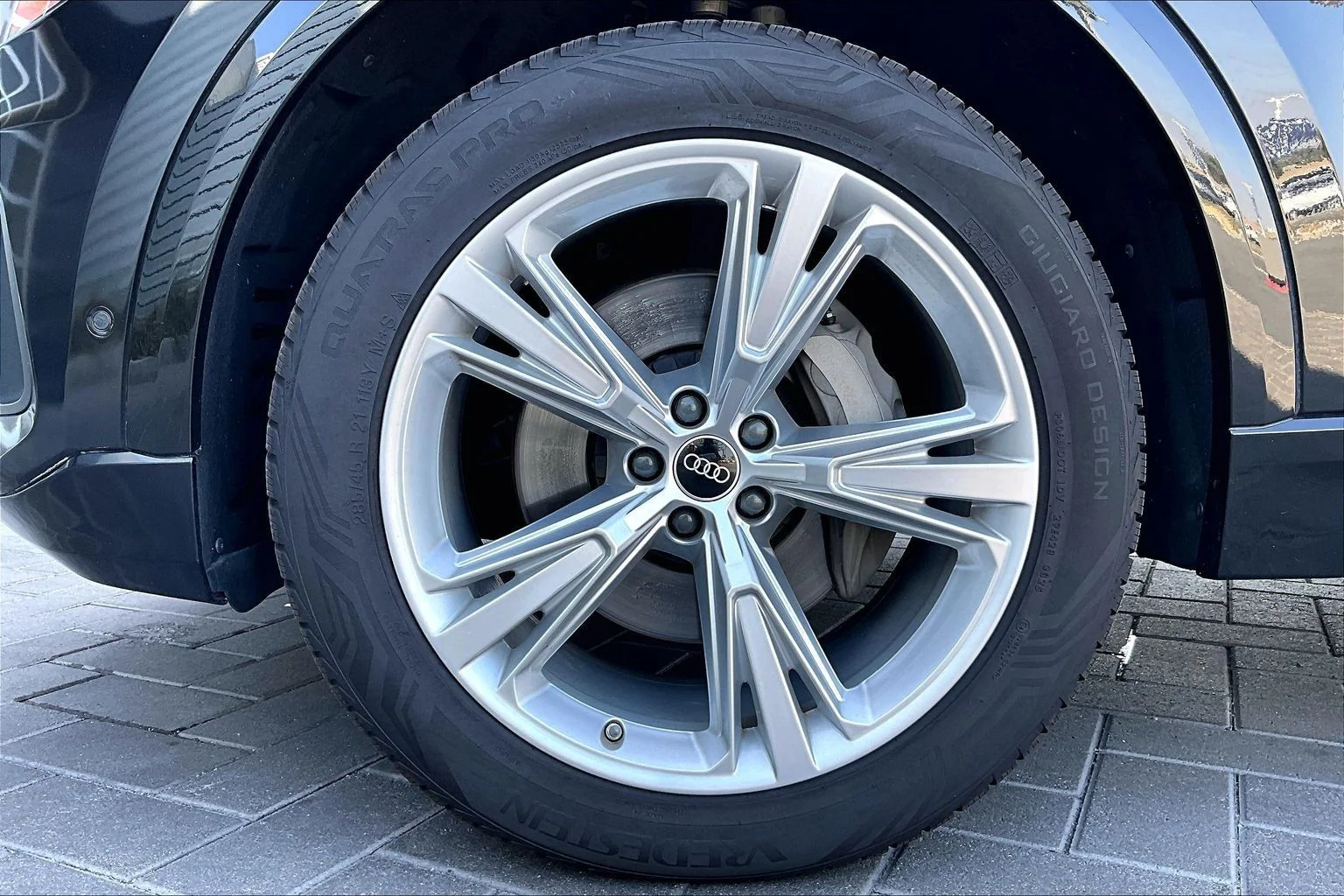 2023 Audi Q8 Premium Plus - Photo 9