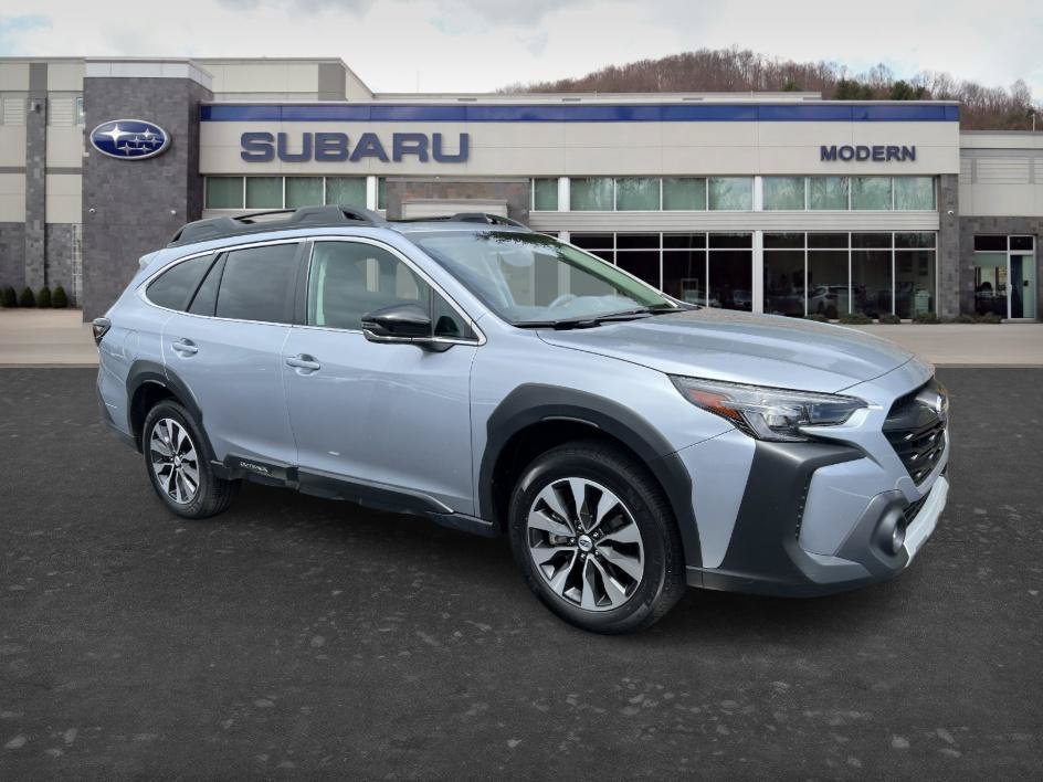 Used 2025 Ice Silver Metallic Subaru Limited image 3