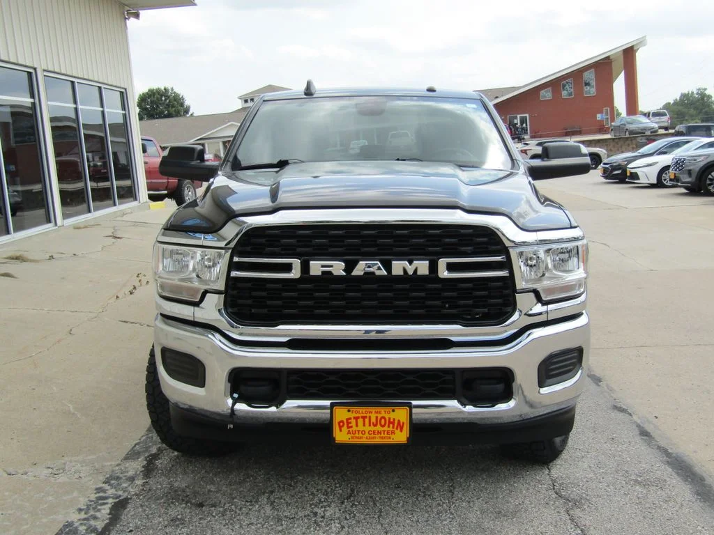 Used 2022 Granite Crystal Clearcoat Metallic Ram Big Horn image 13