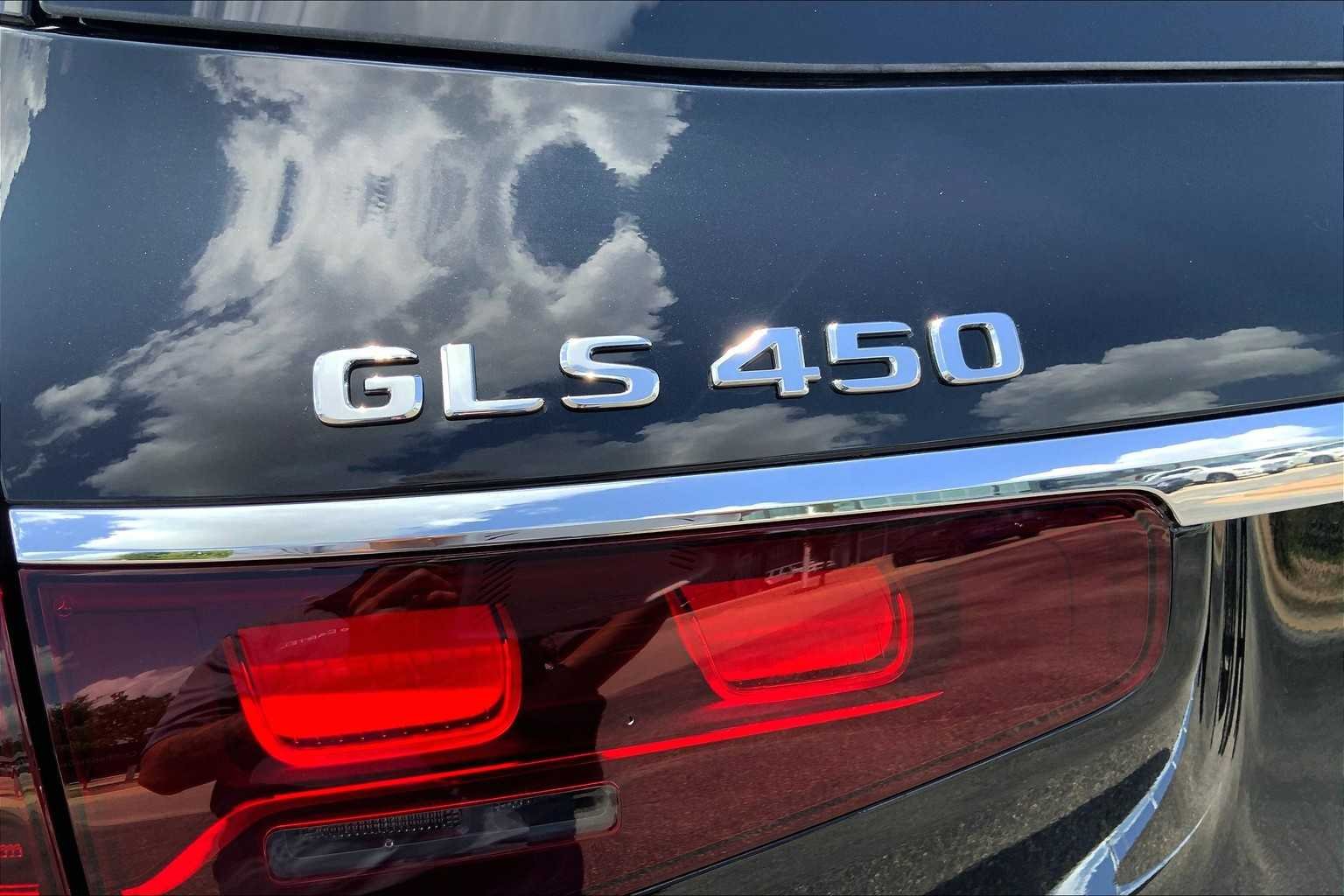 2025 Mercedes-Benz GLC Base - Photo 7