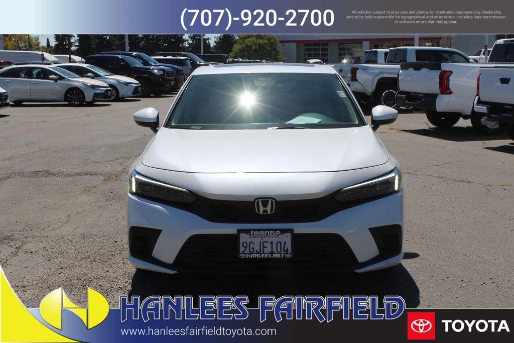 Used 2023  Honda EX-L image 4