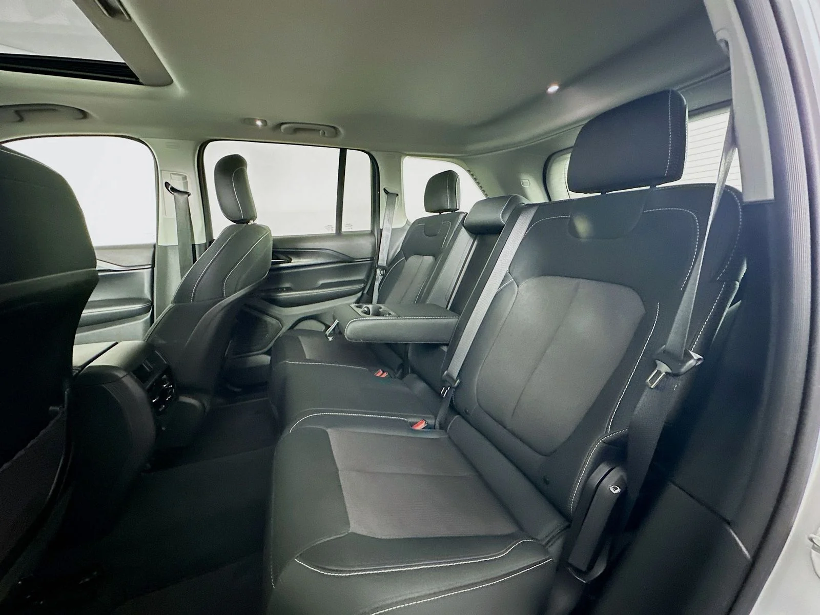 Used 2024 Silver Jeep Laredo X image 23
