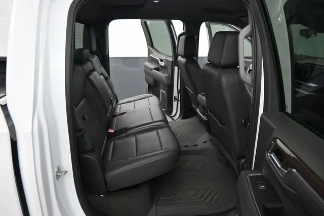 Used 2022 White Chevrolet LT Trail Boss image 13