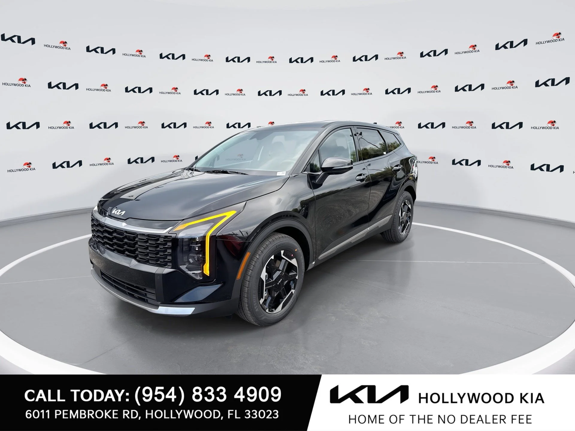 New 2027 Fusion Black Kia S image 4