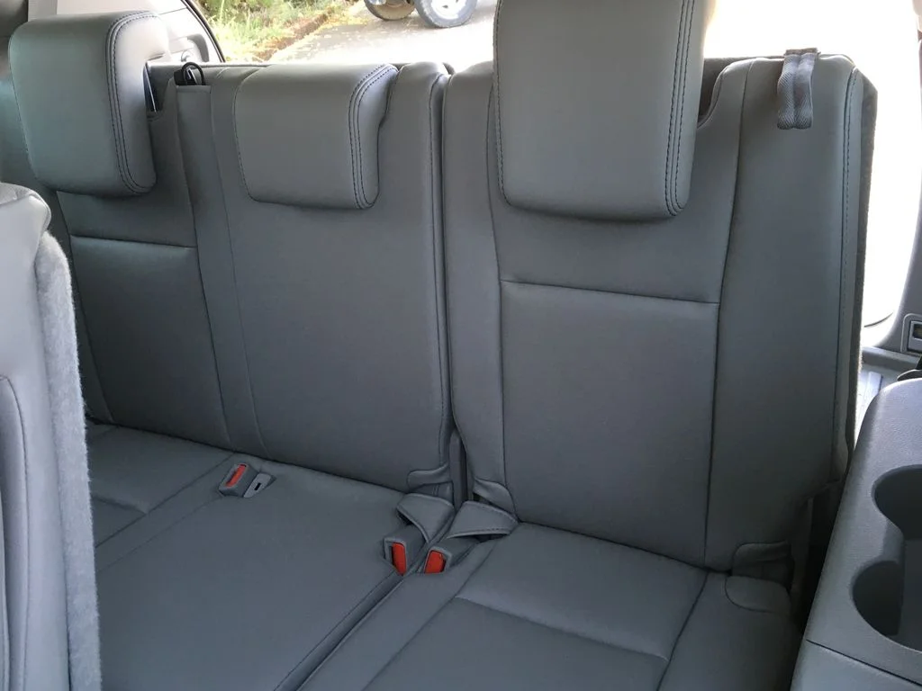 Used 2016 Gray Toyota XLE V6 image 28