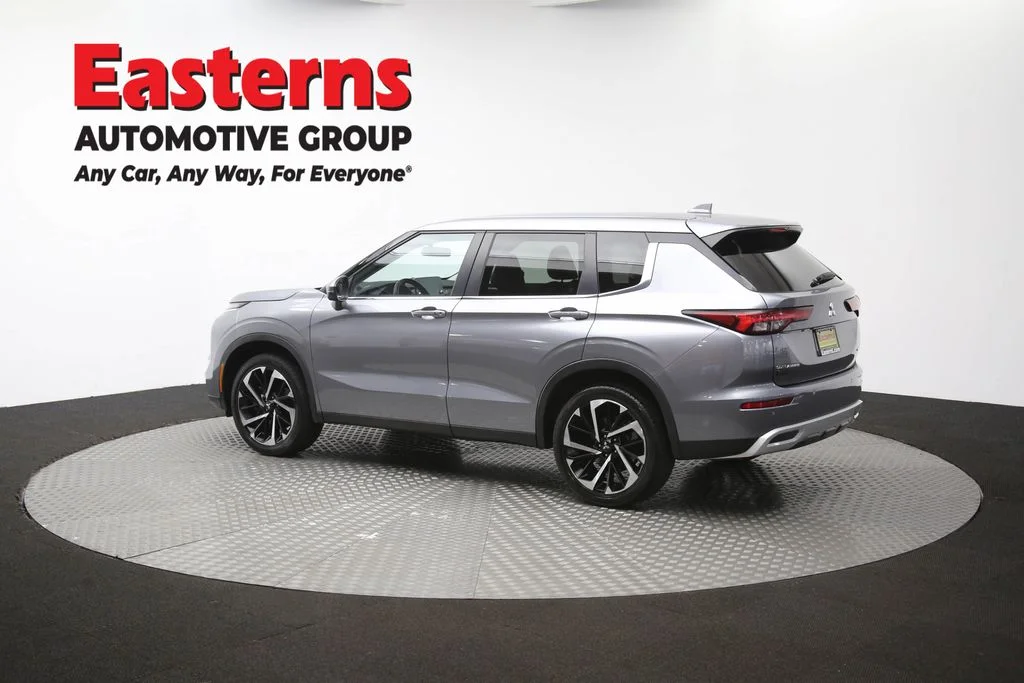 Used 2024 Gray Mitsubishi SE image 63