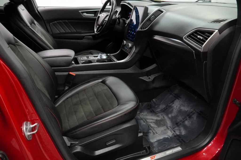 Used 2021 Rapid Red Ford SEL image 30