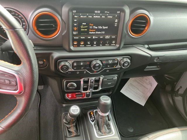 Used 2022 Sting-Gray Clearcoat Jeep Mojave image 23