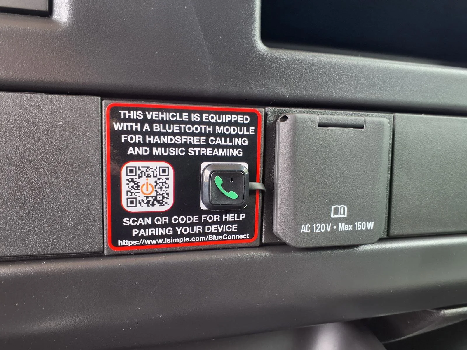 New 2026 Summit White GMC Work Van image 6