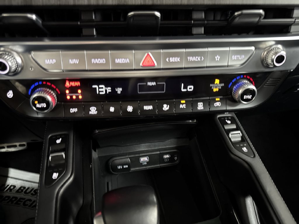 Used 2024 White Pearl Kia SX image 28