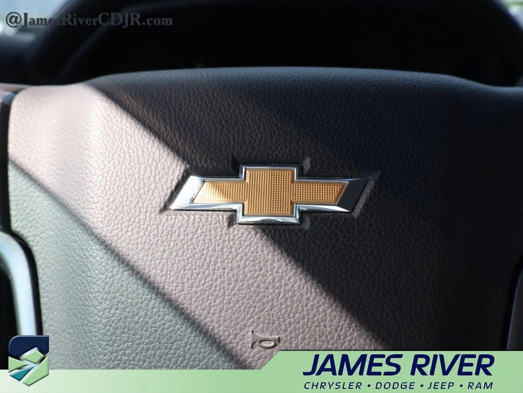Used 2015 White Chevrolet LTZ image 26