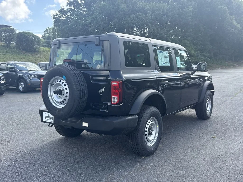 New 2026 Black Ford Base image 7