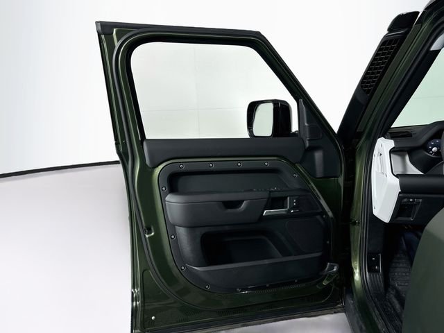 New 2026 Green Land Rover S image 11