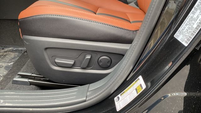 New 2026 Jet Black Mica Mazda 2.5 Turbo Meridian Edition AWD image 19