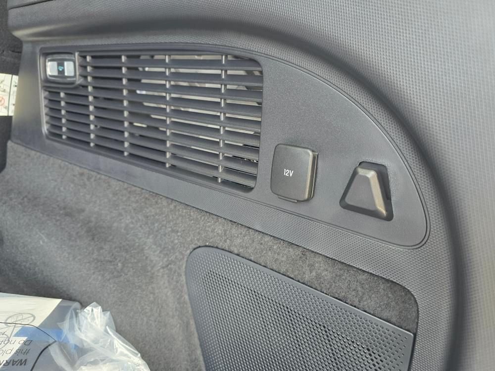 Used 2025 Black Ford Premium image 11