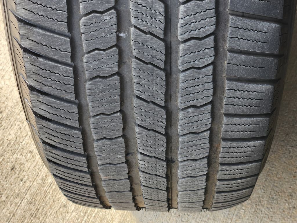 Used 2019 Pepperdust Metallic GMC SLT image 11