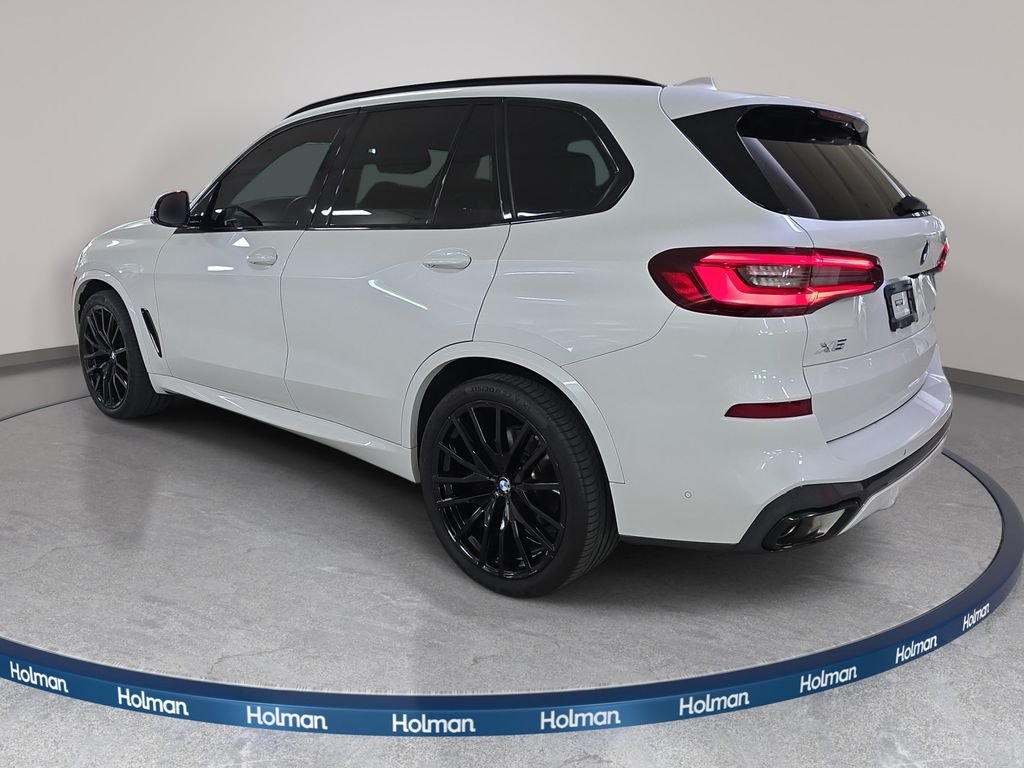 Certified Used 2023 Mineral White Metallic BMW xDrive40i image 8