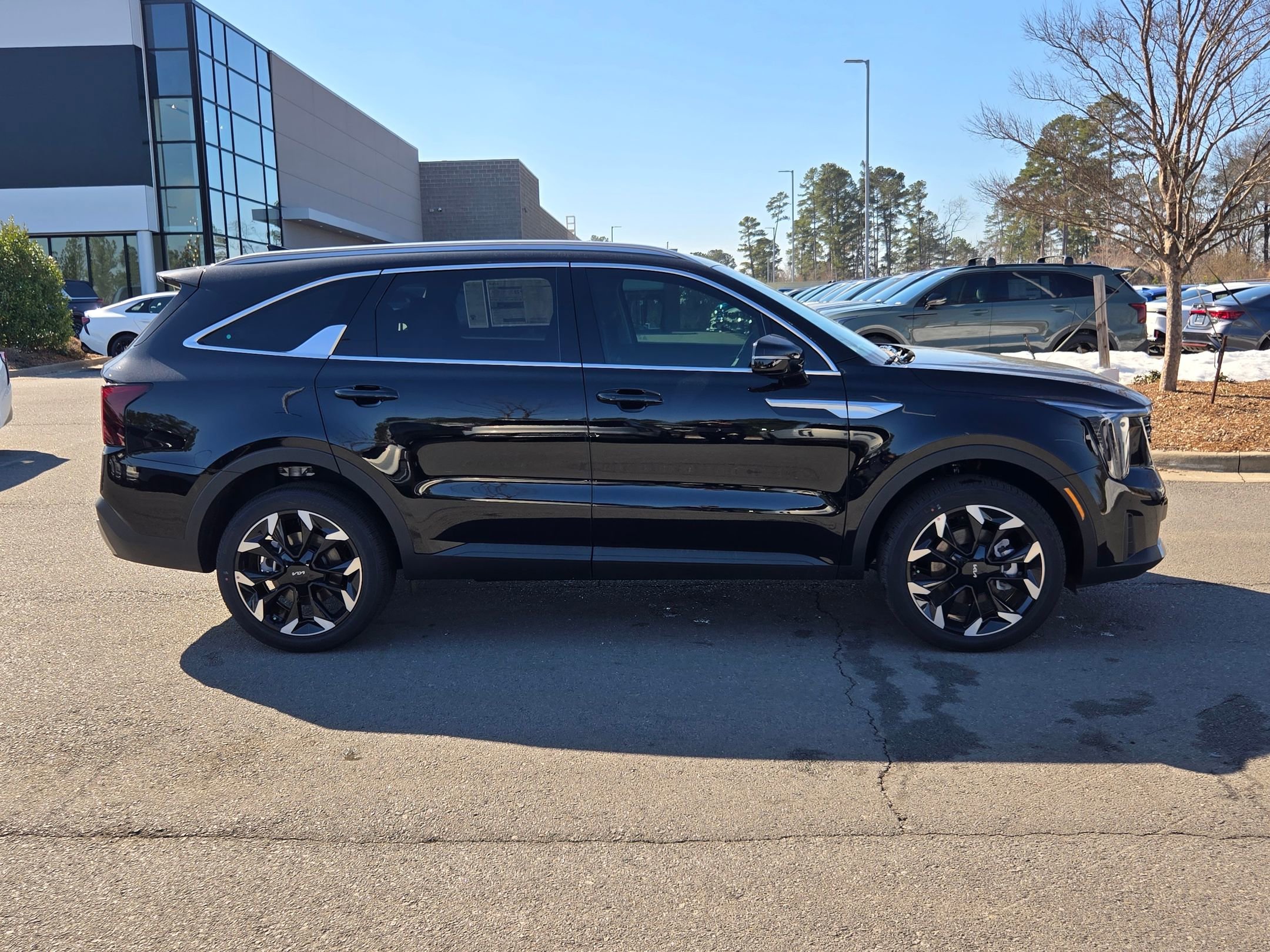 New 2026 Ebony Black Kia EX image 8