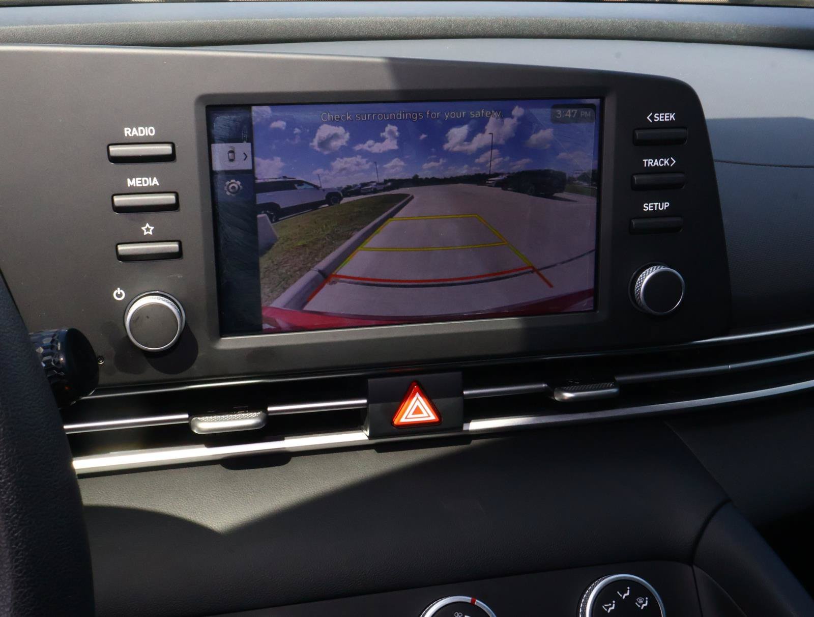 2026 Hyundai Elantra SE - Photo 22