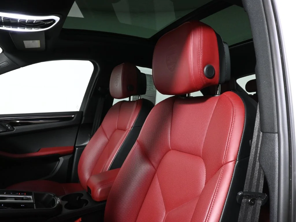Certified Used 2024 White Porsche  image 15