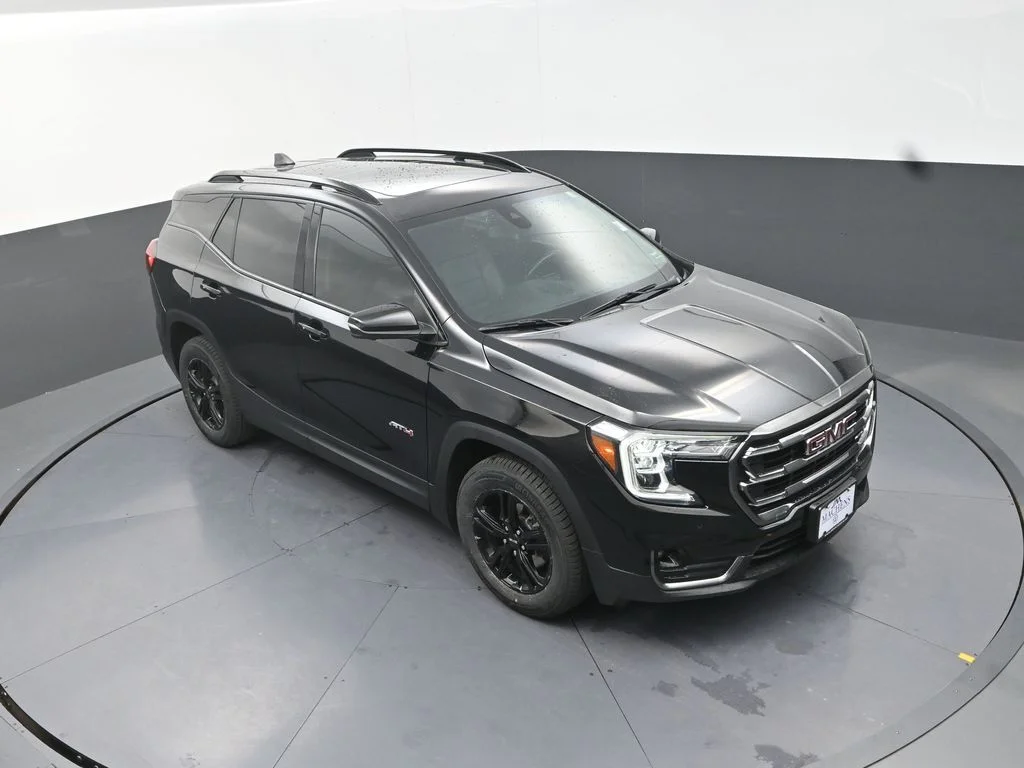 Used 2022 Black GMC AT4 image 14